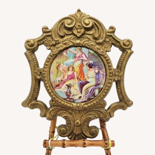 Used Vintage/Antique Finds Gold Metal Décor for sale on AptDeco
