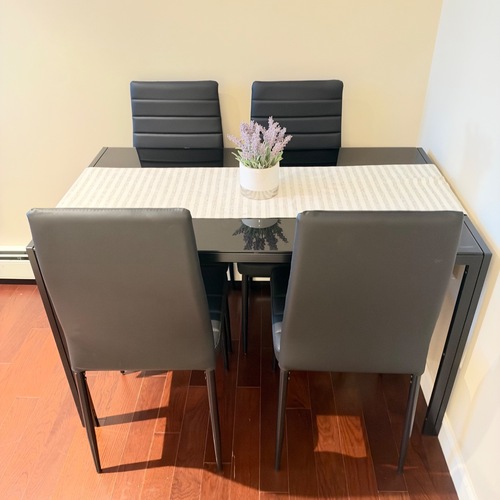 Used Dining Set for sale on AptDeco