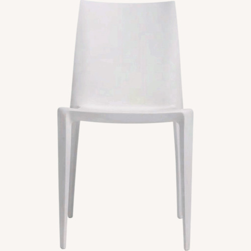Used Bellini Furniture White Plastic Dining Chairs for sale on AptDeco