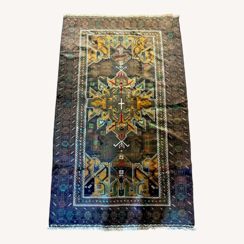 Used Vintage/Antique Wool Area Rug 3.1' x 6.5' for sale on AptDeco