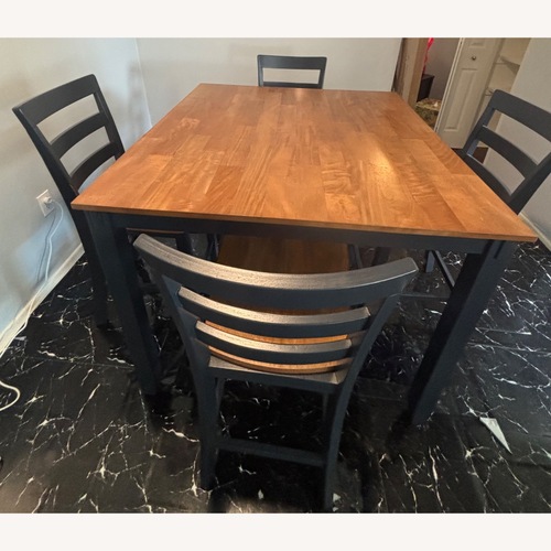 Used Kitchen Dining 5 Pc Set for sale on AptDeco