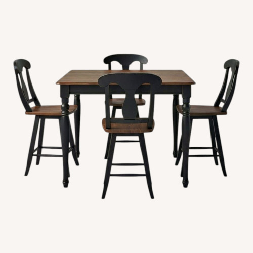 Used Thomasville Furniture Industries Dining Set for sale on AptDeco