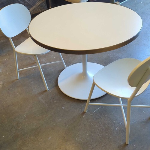 Used RH Baby & Child Modern White Childs Daphne Table for sale on AptDeco
