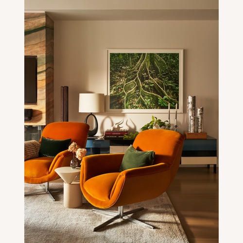 Used Orior Pop Chair in Dijon - 2 for sale on AptDeco