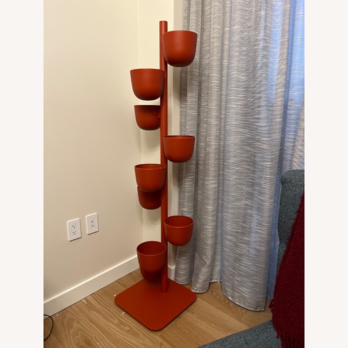 Used Design Within Reach Story 9 Pot Planter  for sale on AptDeco