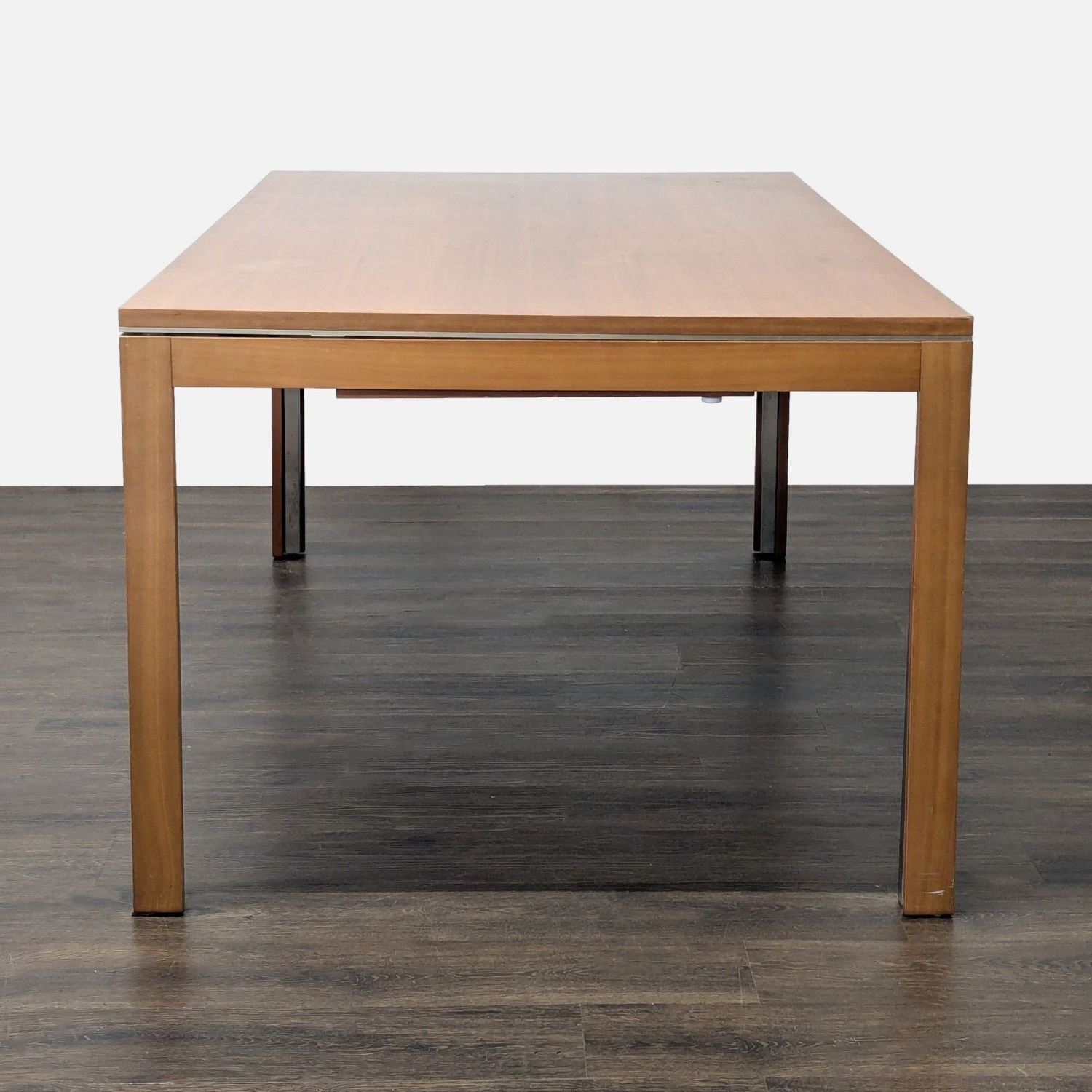 Calligaris Dining Set with Extendable Table  - image-4