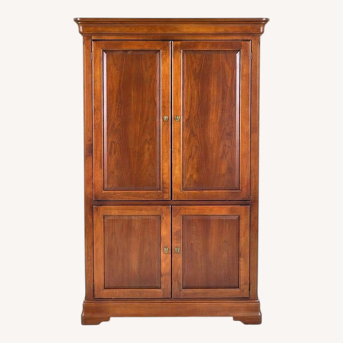 Used Thomasville Furniture Industries Media Storage for sale on AptDeco