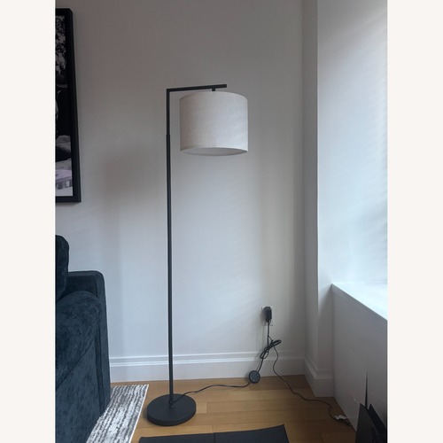 Used Wayfair Haileyville Black Floor Lamp for sale on AptDeco