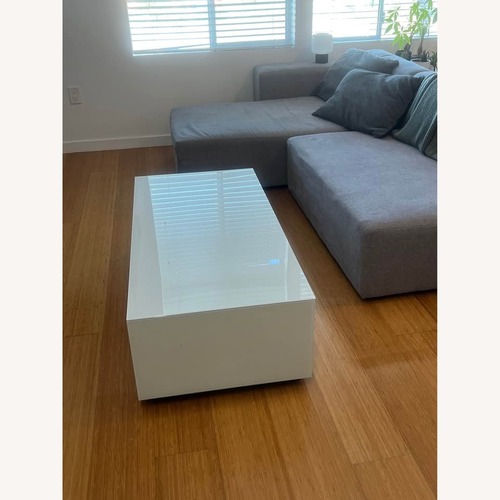 Used SONOROUS Modern White Tempered Glass Coffee Table for sale on AptDeco
