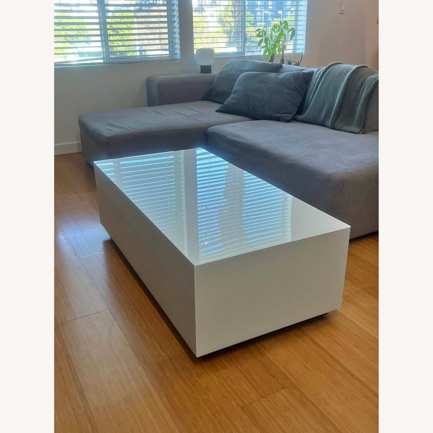 SONOROUS Modern White Tempered Glass Coffee Table - image-6