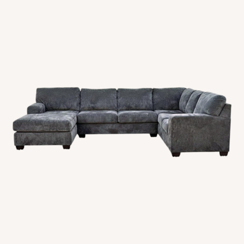 Used 3 Piece Sectional for sale on AptDeco