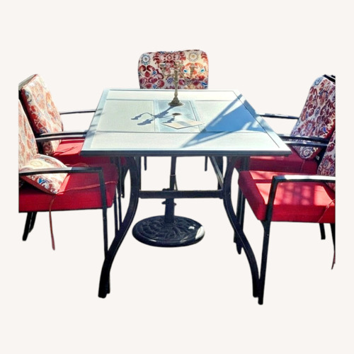 Used Black Metal Patio Furniture for sale on AptDeco