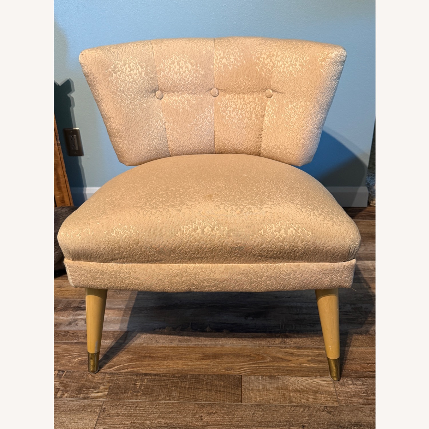 Vintage/Antique 50s Kroehler Like Champagne Slipper Chair  - image-2