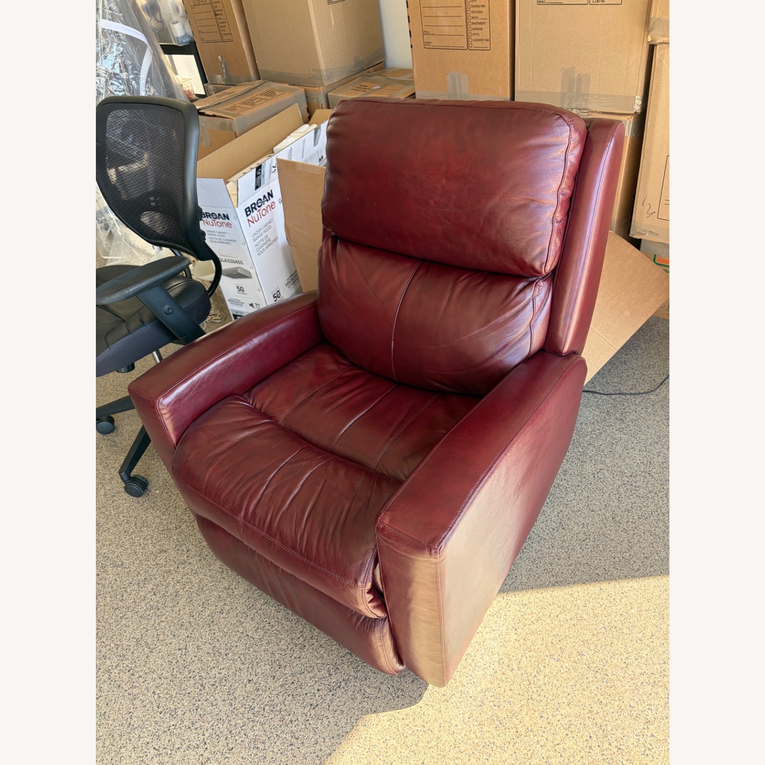 Flex Steel Electric Recliner - image-3