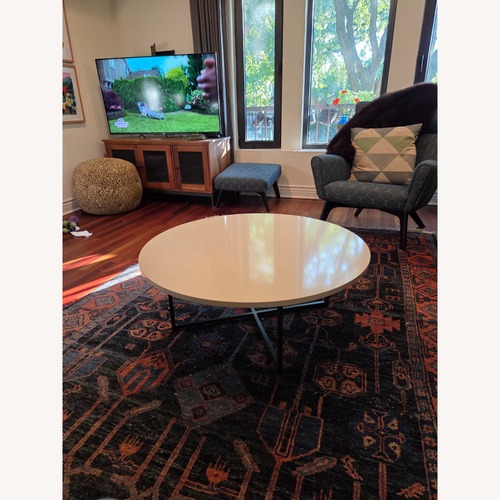 Used Quantra Round Coffee Table for sale on AptDeco