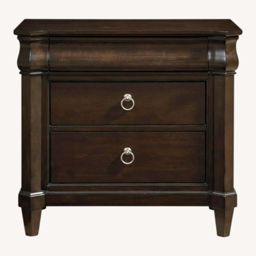 Used Broyhill Aryelle Nightstands (2) for sale on AptDeco