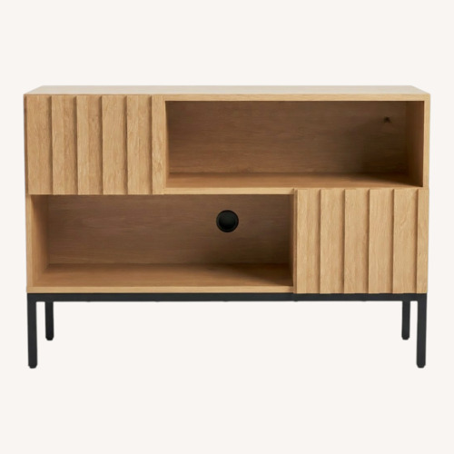 Used Amazon Mopio Norwin Sofa Table for sale on AptDeco
