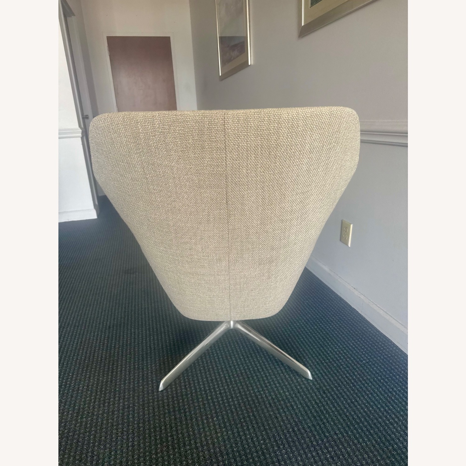 Modern Lounge Chairs - image-4