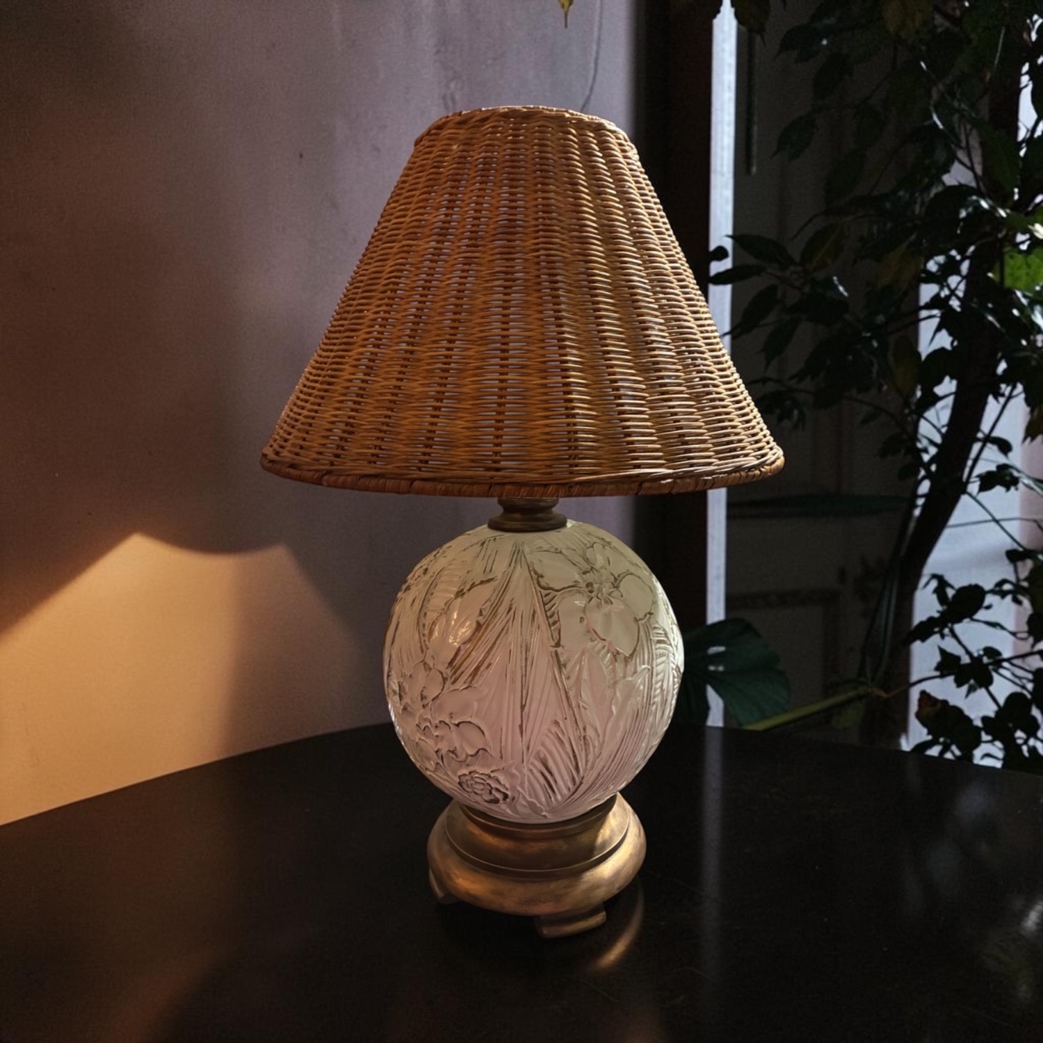 Vintage Haeger Pottery Lamp with Wicker Shade - image-4