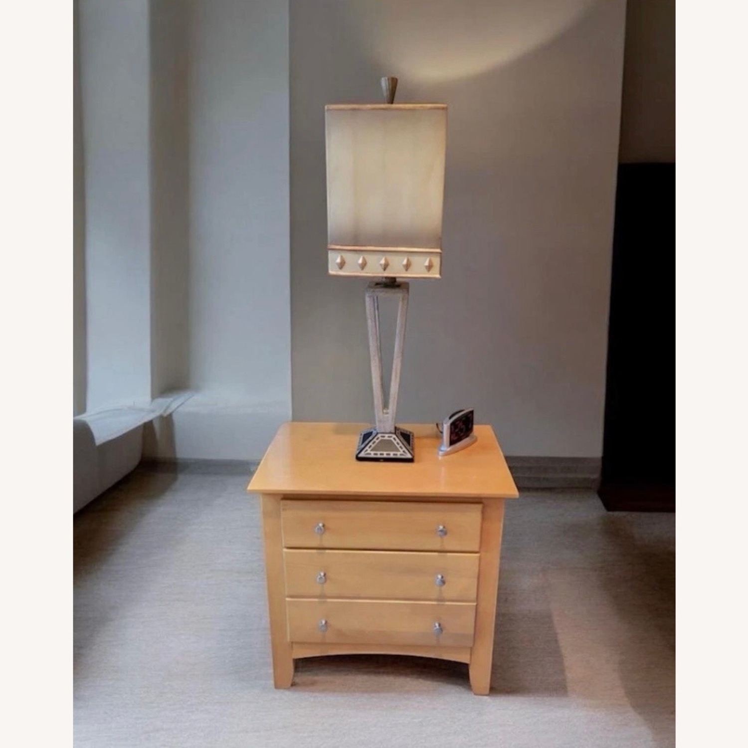 Vintage Artmax Lamp #7820 With Glass Shade - image-2