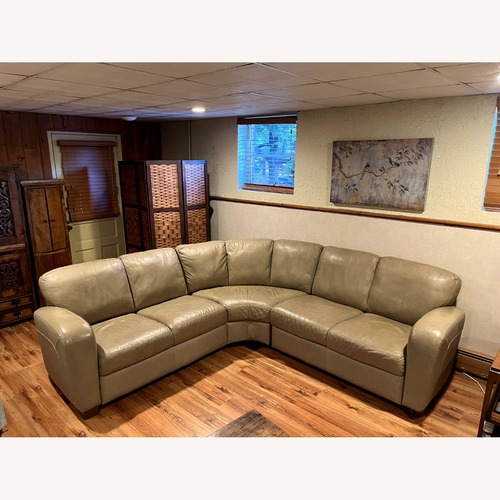 Used Natuzzi Italsofa Natural Leather 3+ Piece Sectional for sale on AptDeco