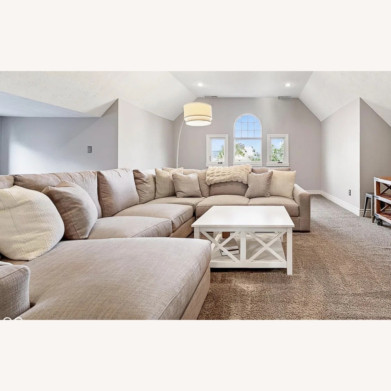 Havertys Destinations Sectional Soft - deep seat - image-1