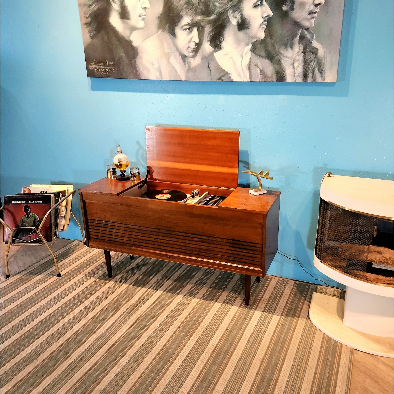 Vintage/Antique Natural Wood Media Storage - image-3