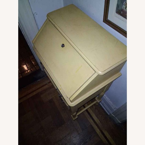 Used Desk to Fit Small Areas for sale on AptDeco