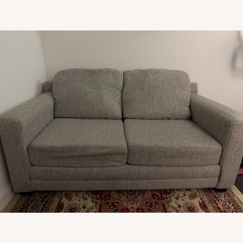 Used Raymour & Flanigan Folson Light Gray Loveseat for sale on AptDeco