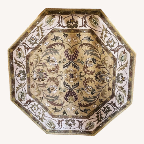 Used 5' x 5' Hand Tufted Wool Octagon Rug Gold Ivory for sale on AptDeco