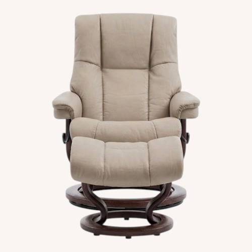 Used  Stressless Mayfair Recliner Chairs 2 for sale on AptDeco