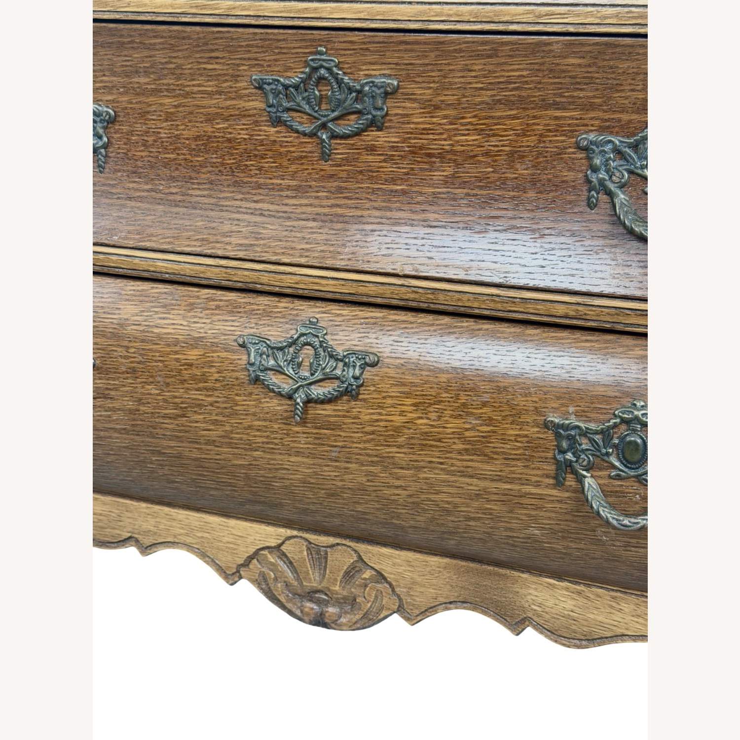 Vintage Oak Bombé Three-Drawer Chest - image-18