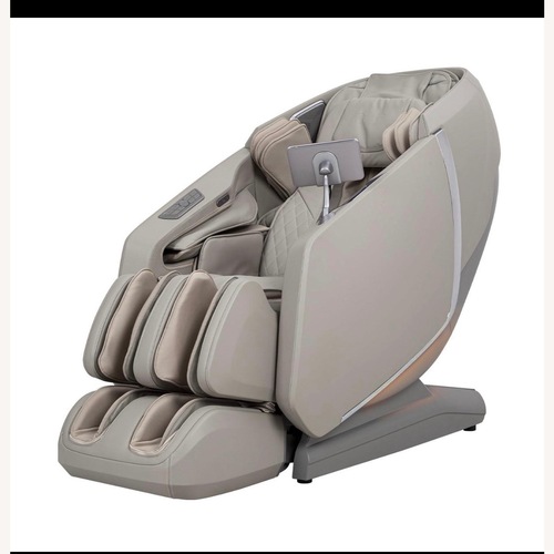 Used Osaki OS-Highpointe 4D Massage Chair for sale on AptDeco