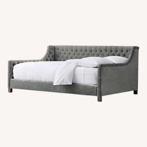Used Devyn Tufted Velvet Daybed - Oak for sale on AptDeco