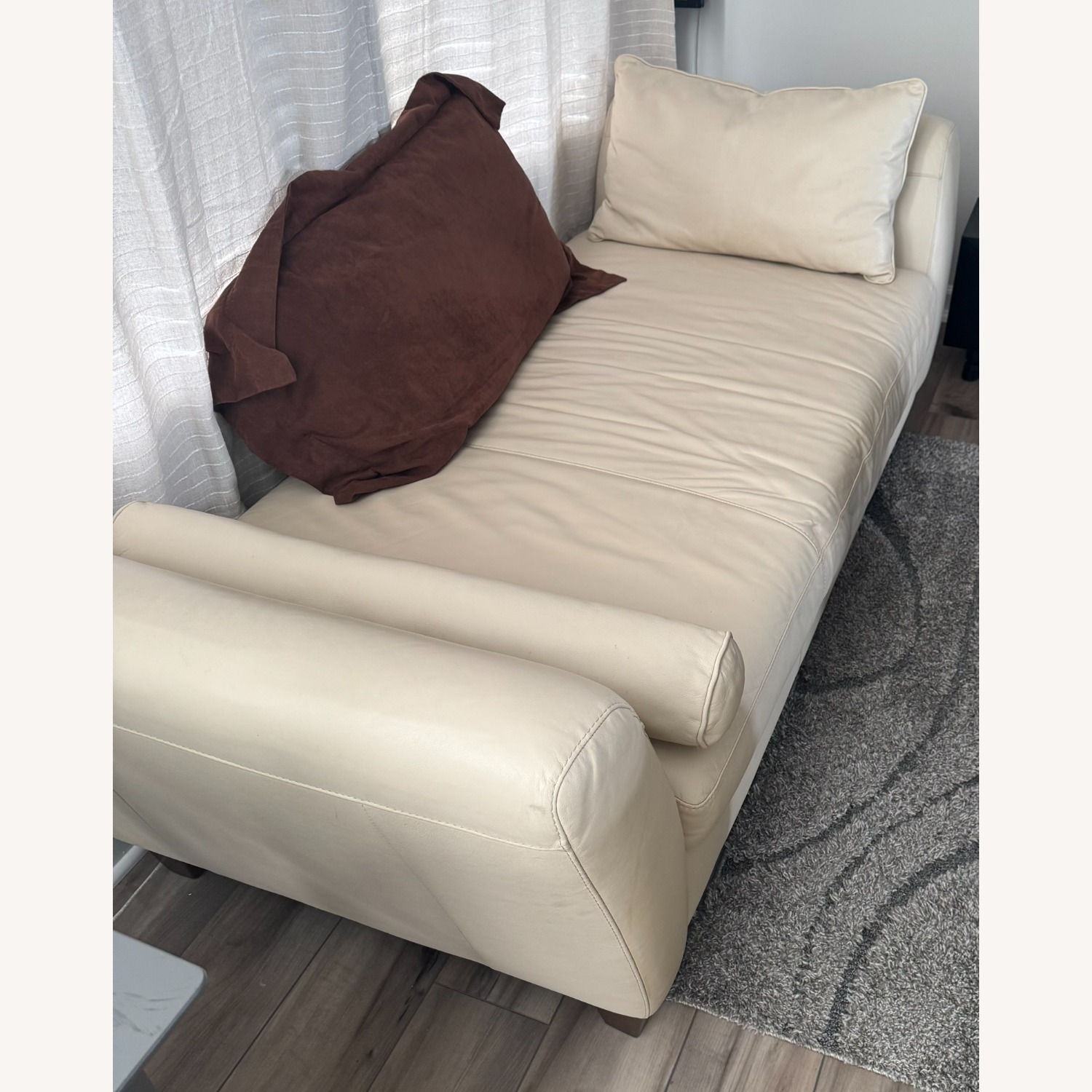 White Leather Chaise Lounge - image-3