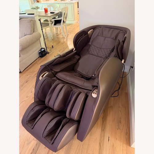 Used Zero Gravity Massage Chair for sale on AptDeco