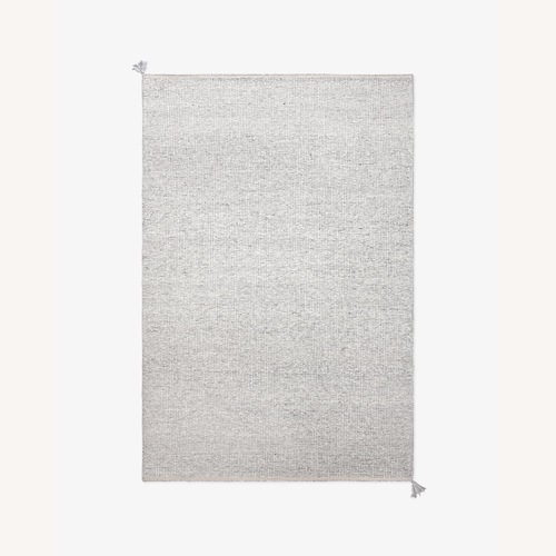Used Nordic Knots Light Gray / White Area Rug 9' x 12' for sale on AptDeco