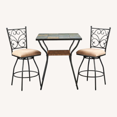 Used Table and Chairs for sale on AptDeco