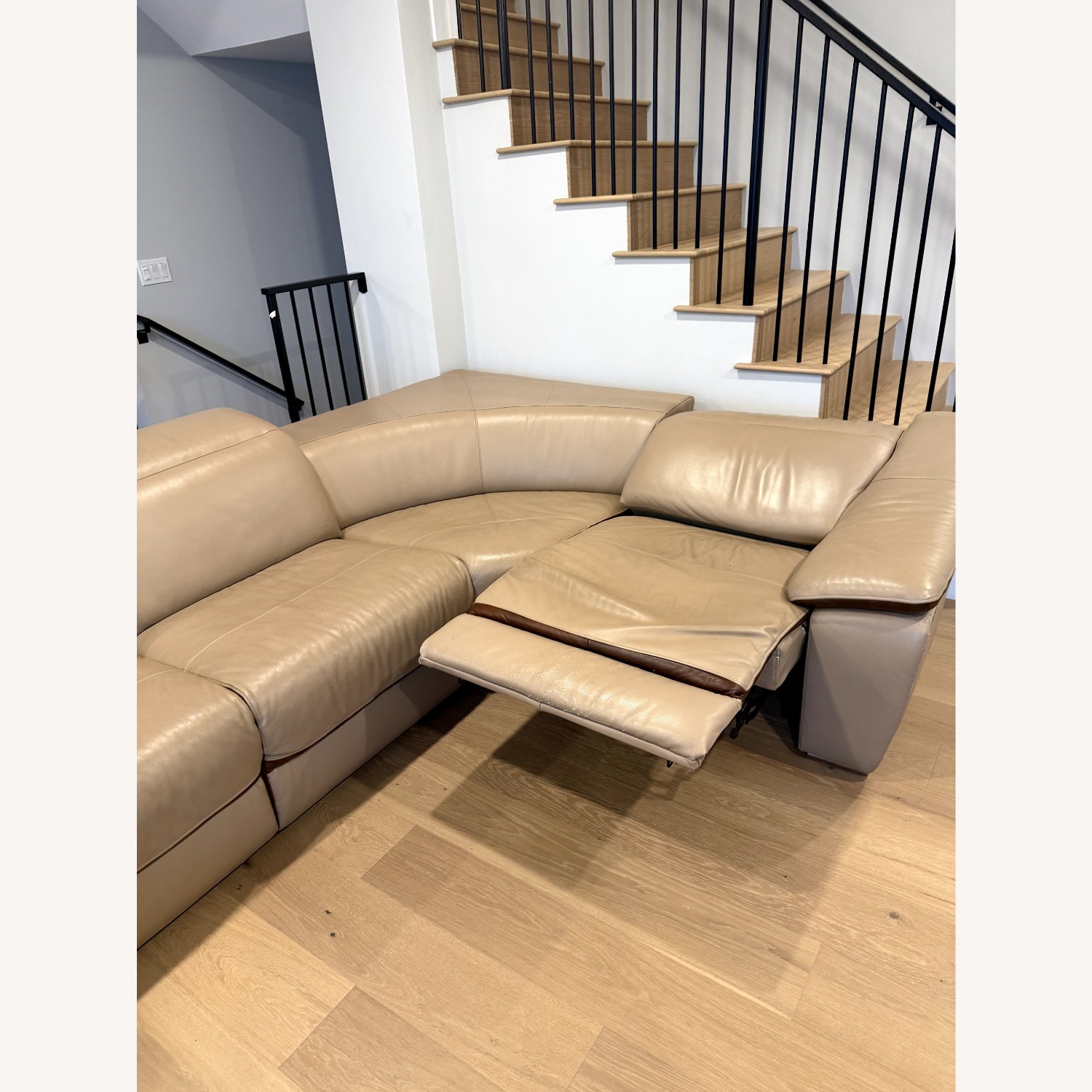 Scandinavian Designs Transit Leather Sofa Power Recliner - image-3