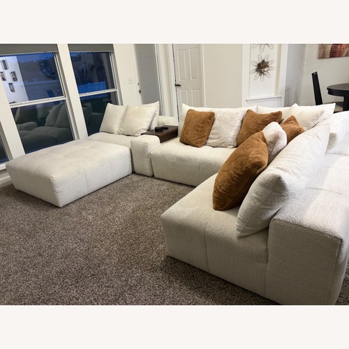 Used 3 Piece Sectional for sale on AptDeco