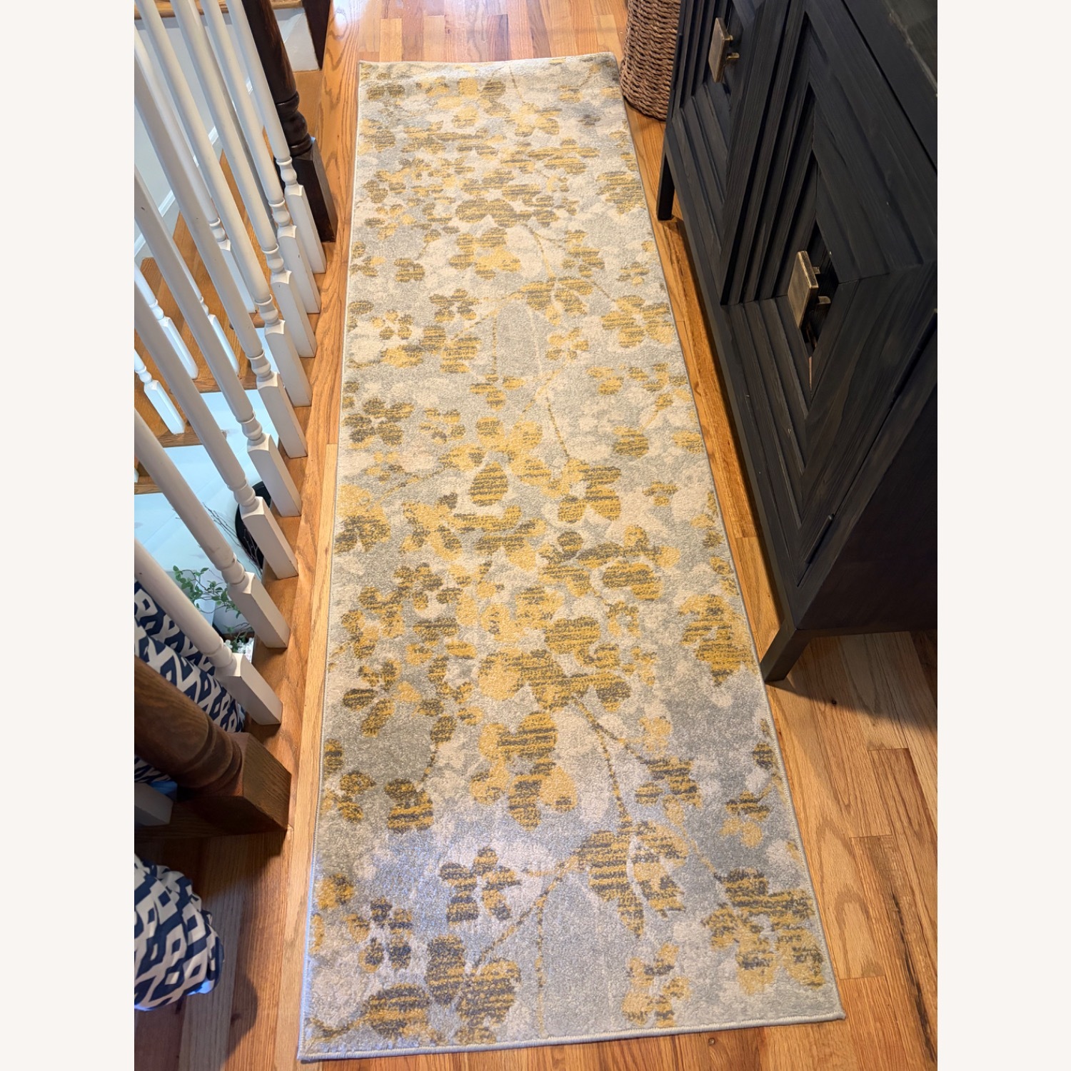 Safavieh Evoke Light Gray Runner Rug 2.2' x 7' - image-2