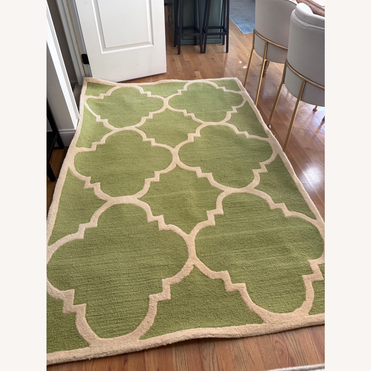 Safavieh Green Wool Area Rug 5' x 8' - image-1