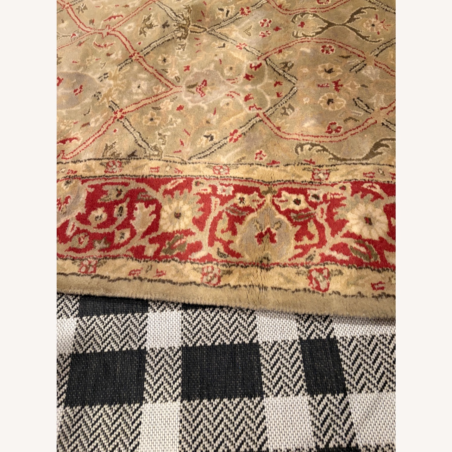 Safavieh Wool Area Rug 5' x 8' - image-4