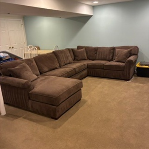 Used Havertys Piedmont Sectional Sleeper Sofa for sale on AptDeco