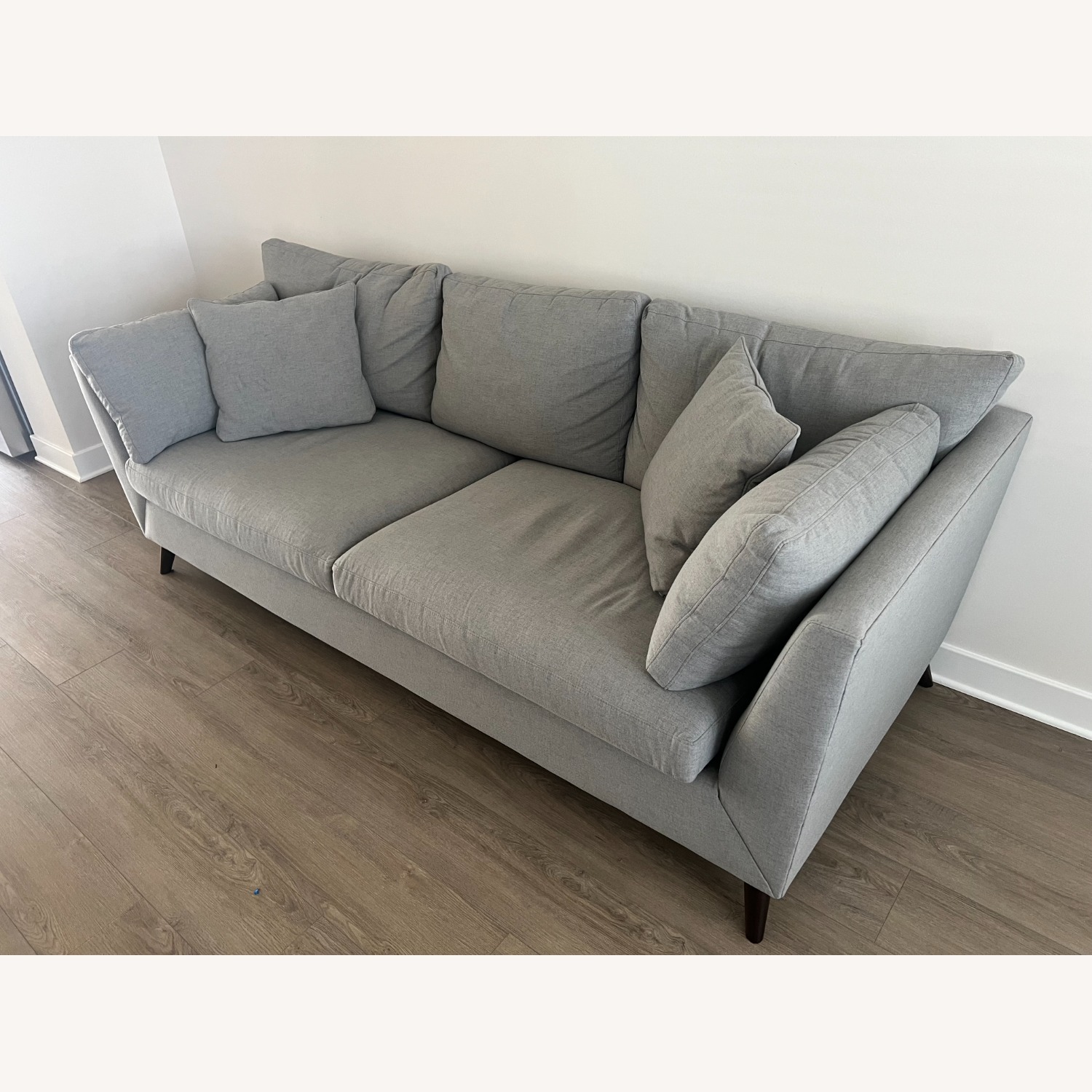 Raymour & Flanigan Light Gray 3+ Seater Sofa - image-2