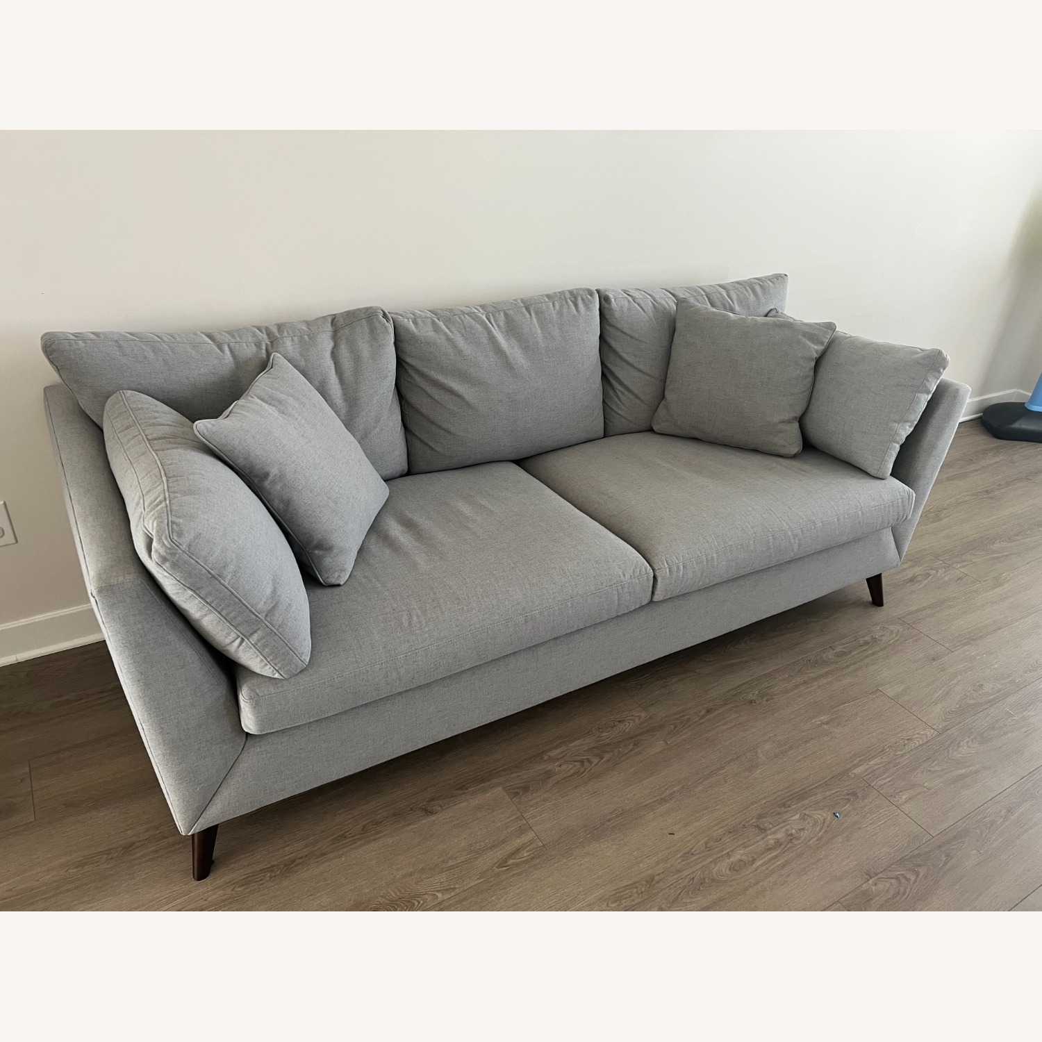 Raymour & Flanigan Light Gray 3+ Seater Sofa - image-3