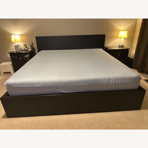 Used Bed for sale on AptDeco