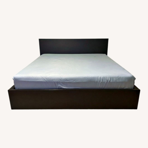 Used Bed for sale on AptDeco
