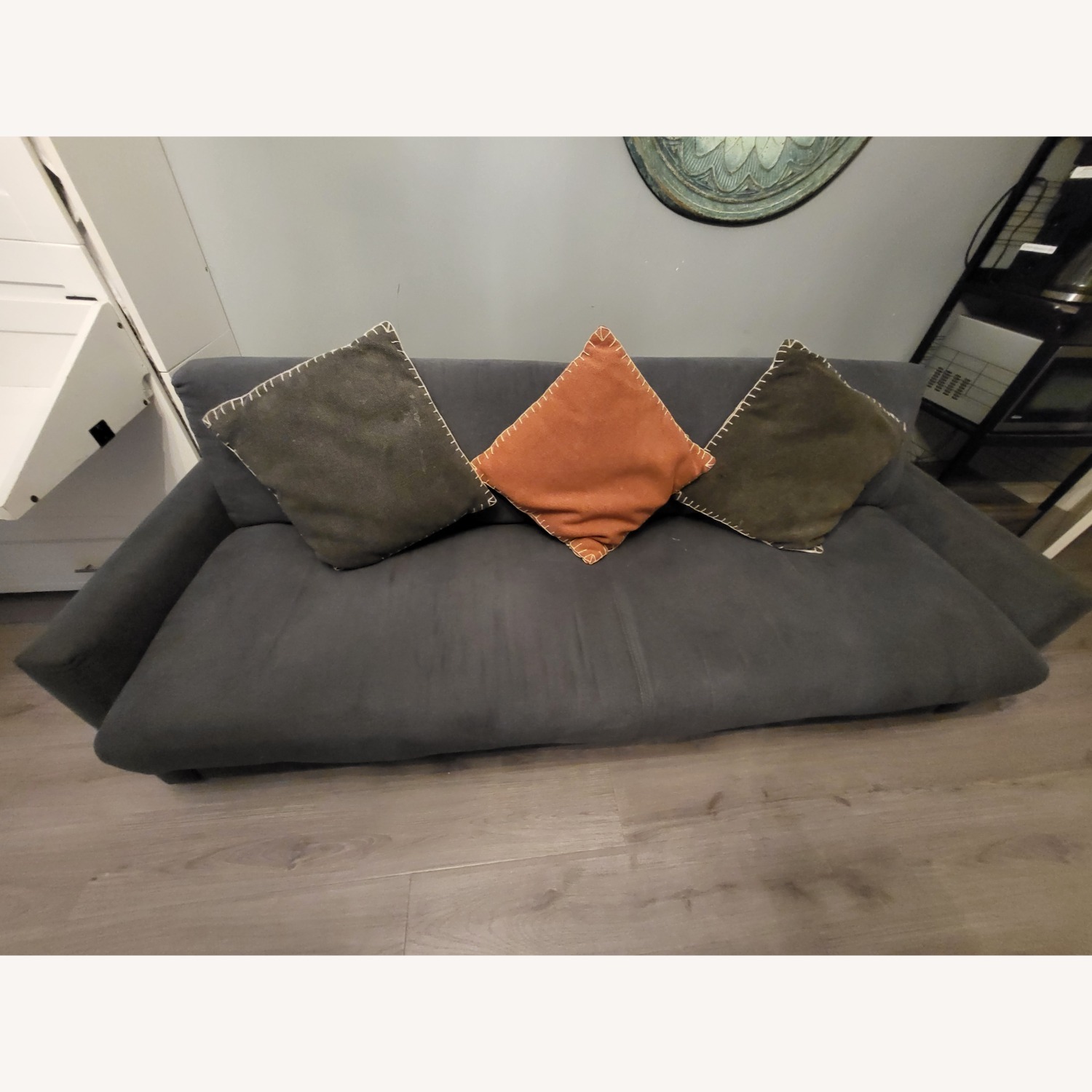 Futon - image-2