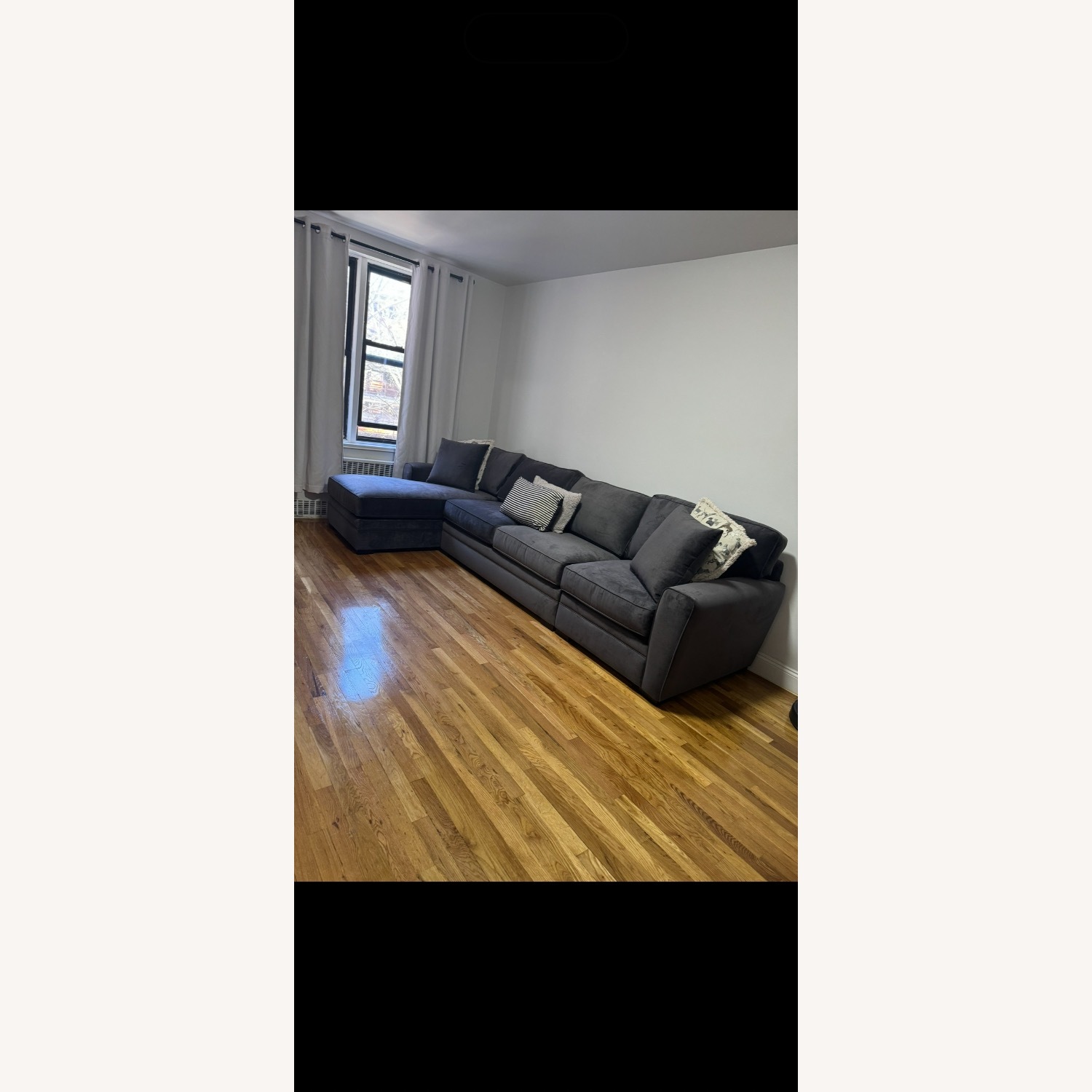 Pull Out Sleeper L Shape Couch - image-2
